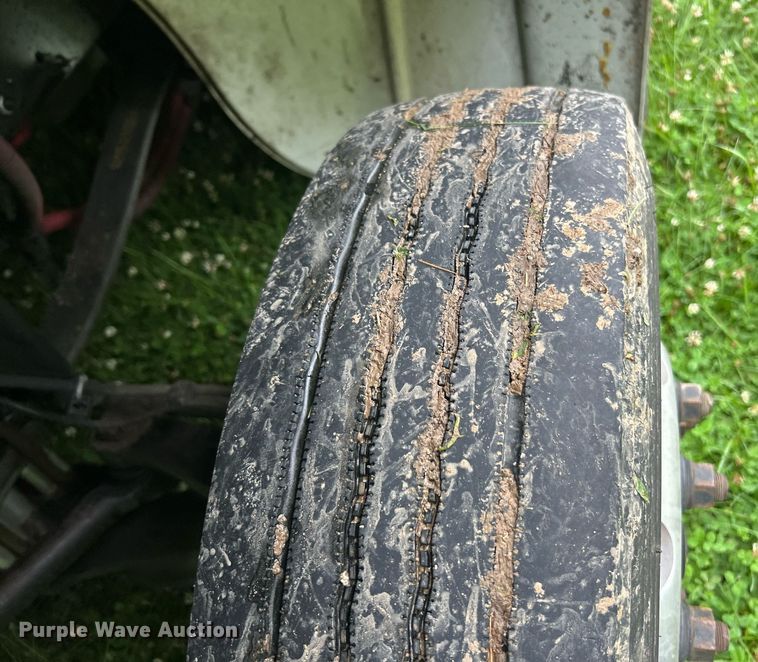 image for item EK8244 2015 Freightliner M2 shuttle bus