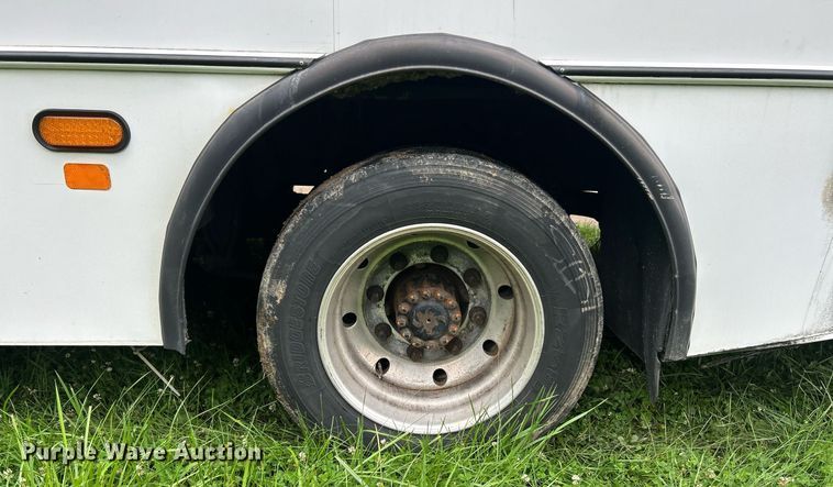 image for item EK8244 2015 Freightliner M2 shuttle bus