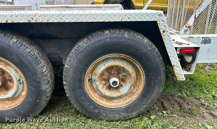 image for item EK8245 1999 S.D Pitman equipment trailer