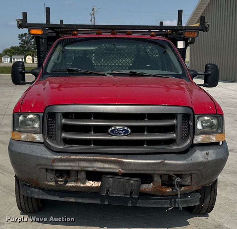 image for item EM2003 2002 Ford F450 Super Duty flatbed truck