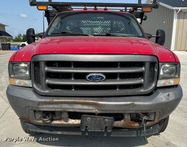 image for item EM2003 2002 Ford F450 Super Duty flatbed truck