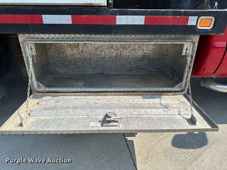 image for item EM2003 2002 Ford F450 Super Duty flatbed truck