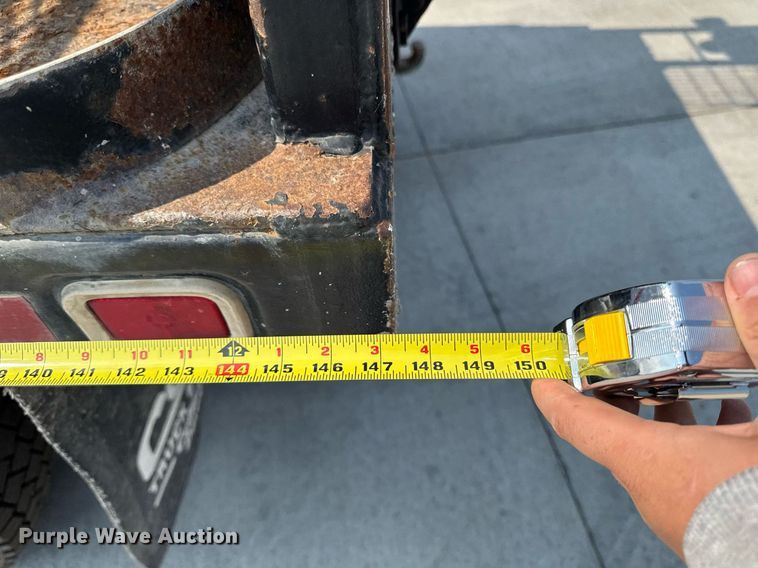 image for item EM2003 2002 Ford F450 Super Duty flatbed truck