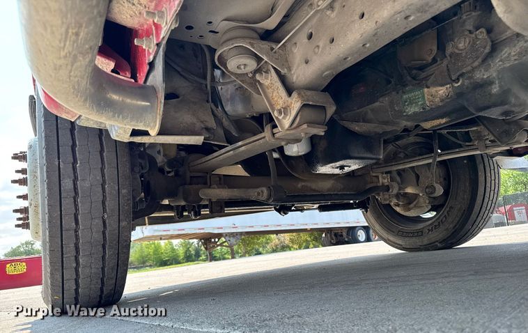 image for item EM2003 2002 Ford F450 Super Duty flatbed truck