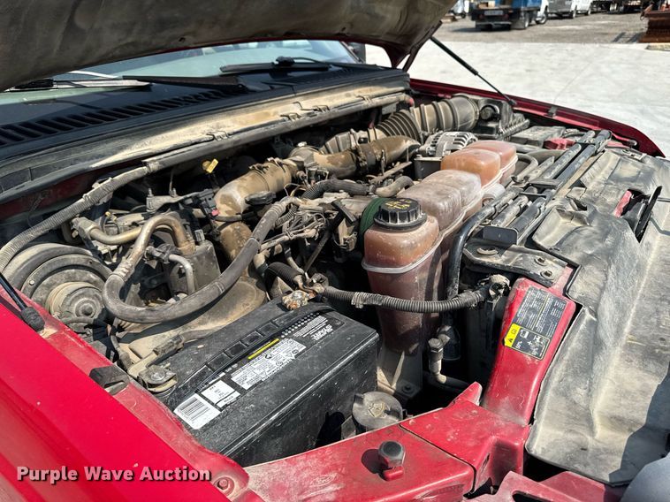 image for item EM2003 2002 Ford F450 Super Duty flatbed truck