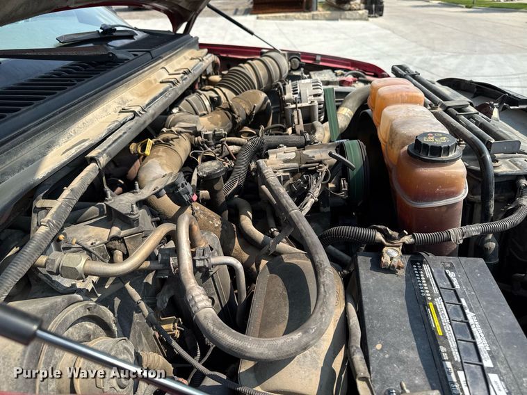 image for item EM2003 2002 Ford F450 Super Duty flatbed truck