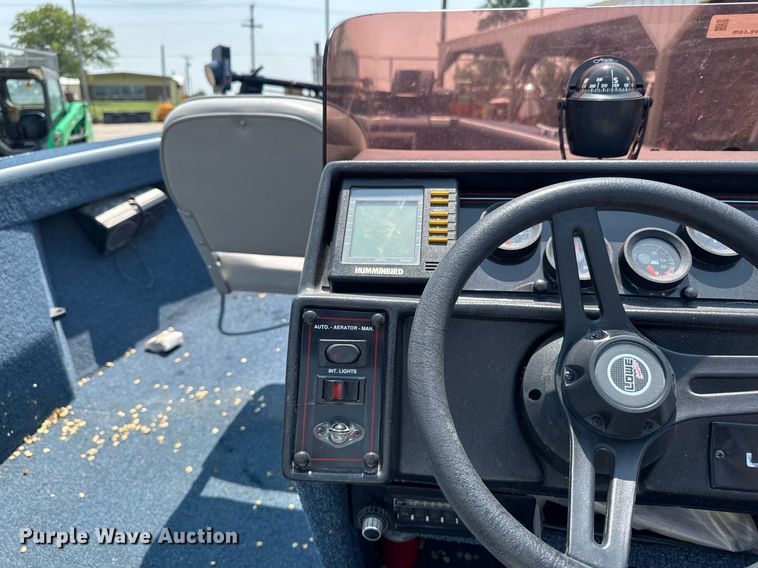 image for item EM2020 1990 Lowe 1720V boat