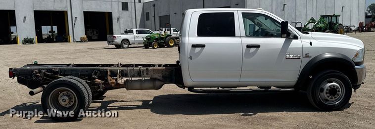 image for item EM2040 2015 Dodge Ram 5500 Crew Cab truck cab and chassis
