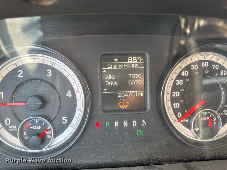 image for item EM2040 2015 Dodge Ram 5500 Crew Cab truck cab and chassis