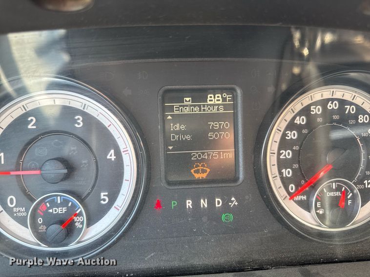 image for item EM2040 2015 Dodge Ram 5500 Crew Cab truck cab and chassis