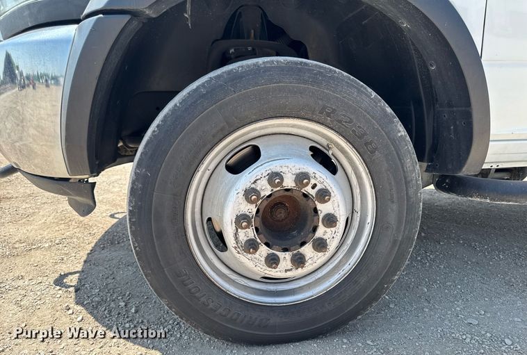 image for item EM2040 2015 Dodge Ram 5500 Crew Cab truck cab and chassis