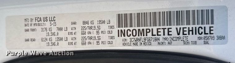 image for item EM2040 2015 Dodge Ram 5500 Crew Cab truck cab and chassis