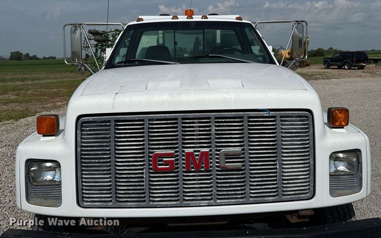 image for item EM2046 1998 GMC C7500 utility / service truck