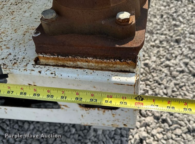 image for item EM2046 1998 GMC C7500 utility / service truck