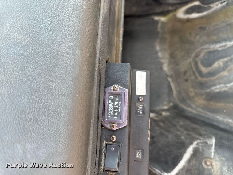 image for item EM2046 1998 GMC C7500 utility / service truck