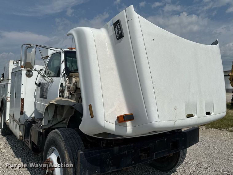 image for item EM2046 1998 GMC C7500 utility / service truck