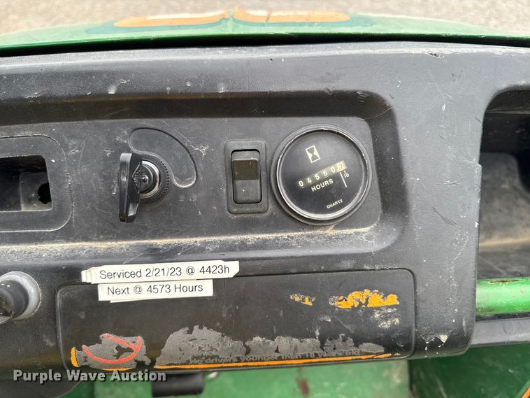 image for item EM2047 John Deere Gator 4x2 utility vehicle