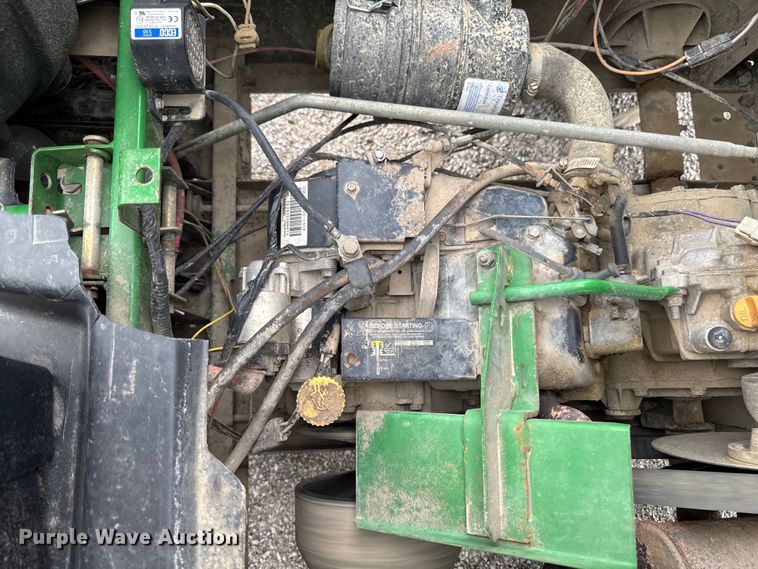 image for item EM2047 John Deere Gator 4x2 utility vehicle