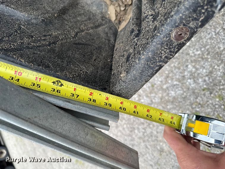 image for item EM2047 John Deere Gator 4x2 utility vehicle