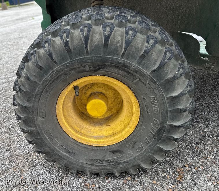 image for item EM2047 John Deere Gator 4x2 utility vehicle