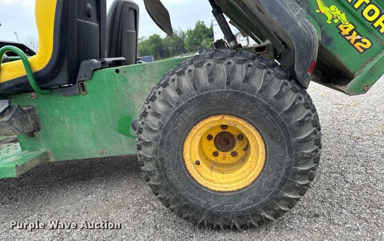 image for item EM2047 John Deere Gator 4x2 utility vehicle