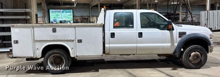image for item EM2059 2008 Ford F450 super Duty XL Crew Cab utility / service truck