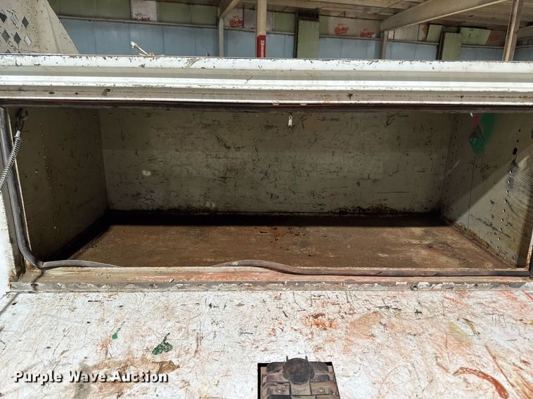 image for item EM2059 2008 Ford F450 super Duty XL Crew Cab utility / service truck