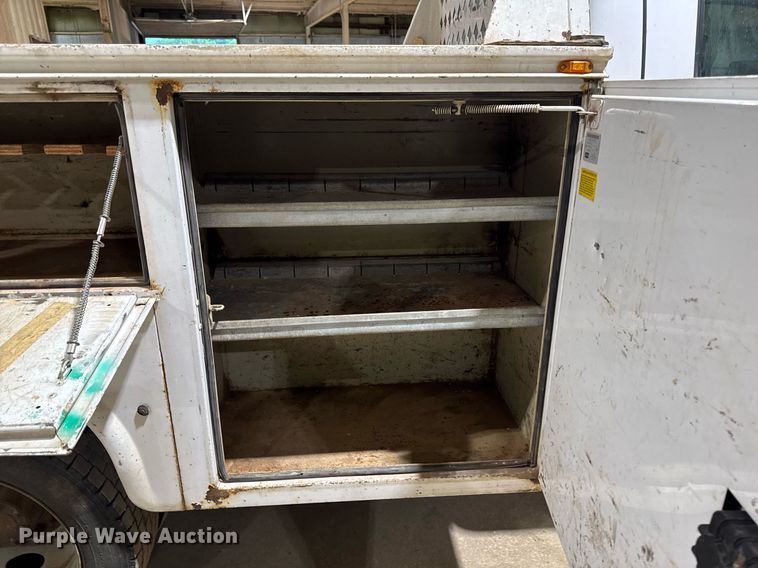 image for item EM2059 2008 Ford F450 super Duty XL Crew Cab utility / service truck