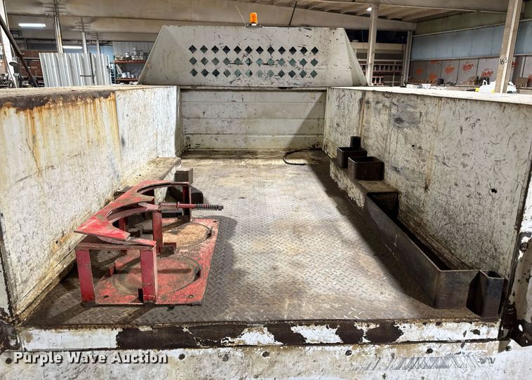 image for item EM2059 2008 Ford F450 super Duty XL Crew Cab utility / service truck