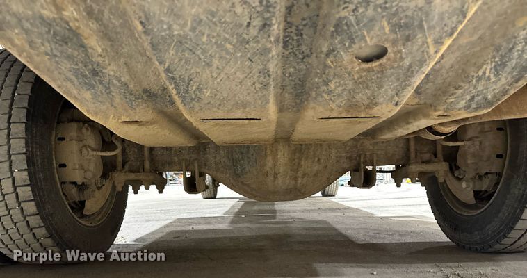 image for item EM2059 2008 Ford F450 super Duty XL Crew Cab utility / service truck