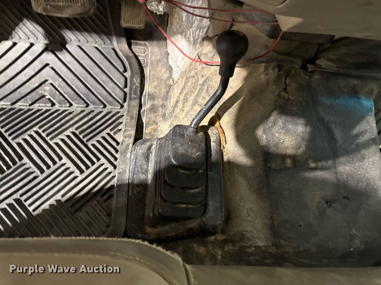 image for item EM2059 2008 Ford F450 super Duty XL Crew Cab utility / service truck