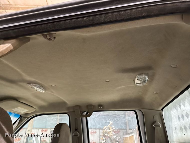 image for item EM2059 2008 Ford F450 super Duty XL Crew Cab utility / service truck