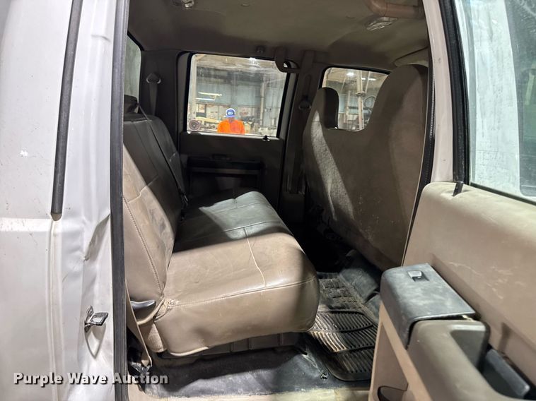 image for item EM2059 2008 Ford F450 super Duty XL Crew Cab utility / service truck