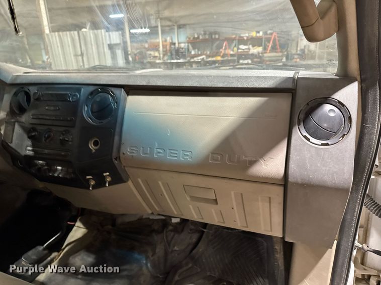 image for item EM2059 2008 Ford F450 super Duty XL Crew Cab utility / service truck