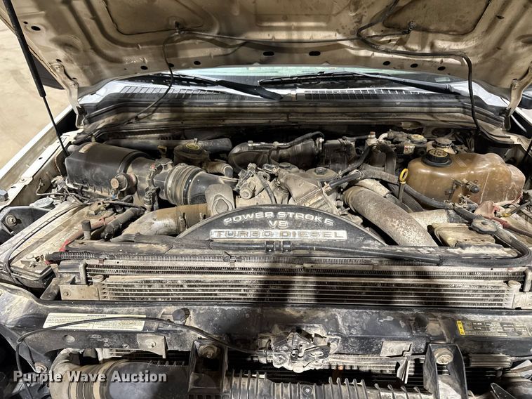 image for item EM2059 2008 Ford F450 super Duty XL Crew Cab utility / service truck