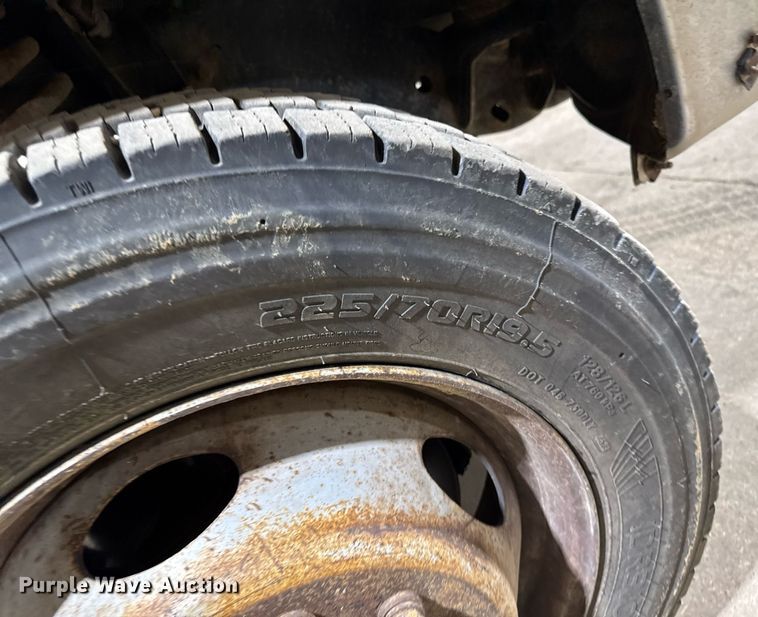 image for item EM2059 2008 Ford F450 super Duty XL Crew Cab utility / service truck