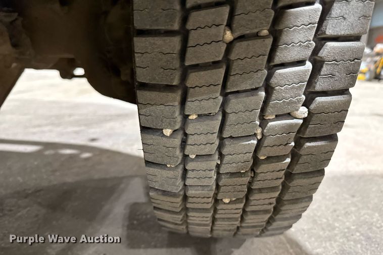 image for item EM2059 2008 Ford F450 super Duty XL Crew Cab utility / service truck