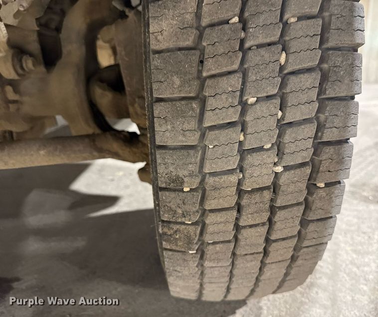 image for item EM2059 2008 Ford F450 super Duty XL Crew Cab utility / service truck