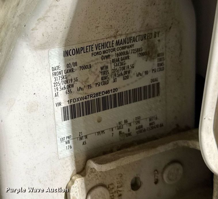 image for item EM2059 2008 Ford F450 super Duty XL Crew Cab utility / service truck