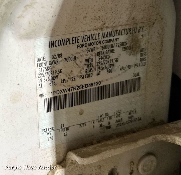 image for item EM2059 2008 Ford F450 super Duty XL Crew Cab utility / service truck