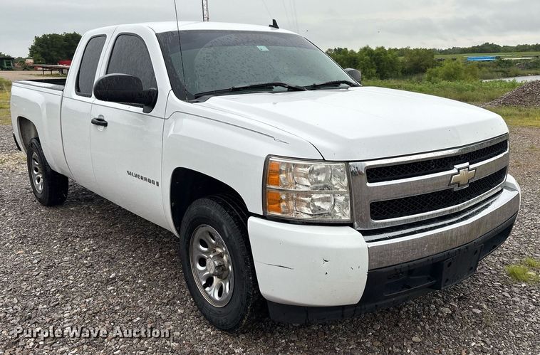 image for item EM2594 2008 Chevrolet Silverado 1500 Ext. Cab pickup truck
