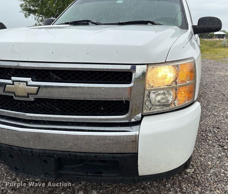 image for item EM2594 2008 Chevrolet Silverado 1500 Ext. Cab pickup truck