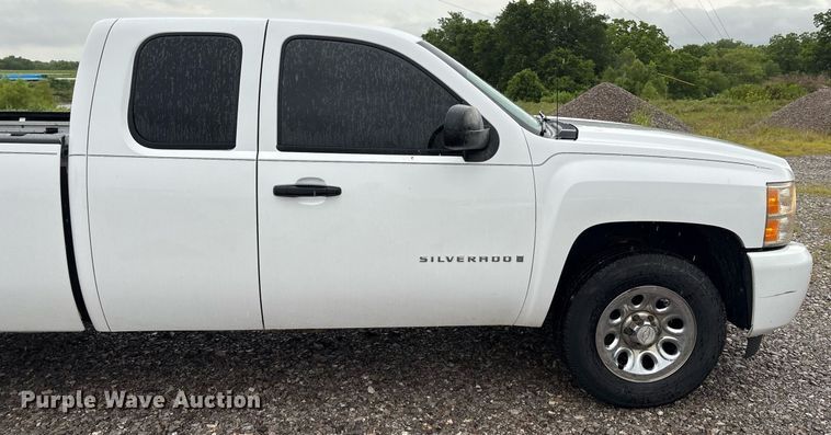 image for item EM2594 2008 Chevrolet Silverado 1500 Ext. Cab pickup truck