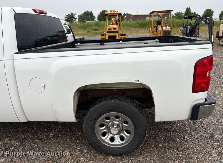 image for item EM2594 2008 Chevrolet Silverado 1500 Ext. Cab pickup truck