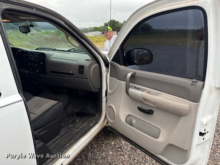 image for item EM2594 2008 Chevrolet Silverado 1500 Ext. Cab pickup truck