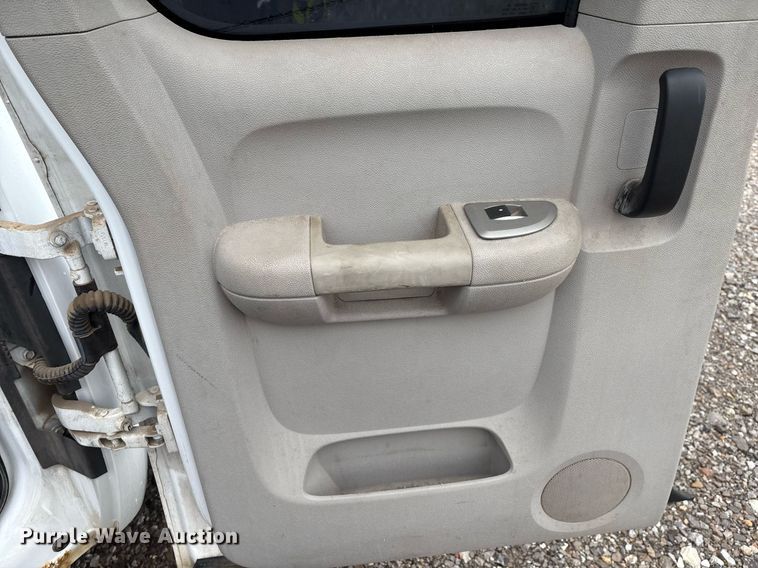 image for item EM2594 2008 Chevrolet Silverado 1500 Ext. Cab pickup truck