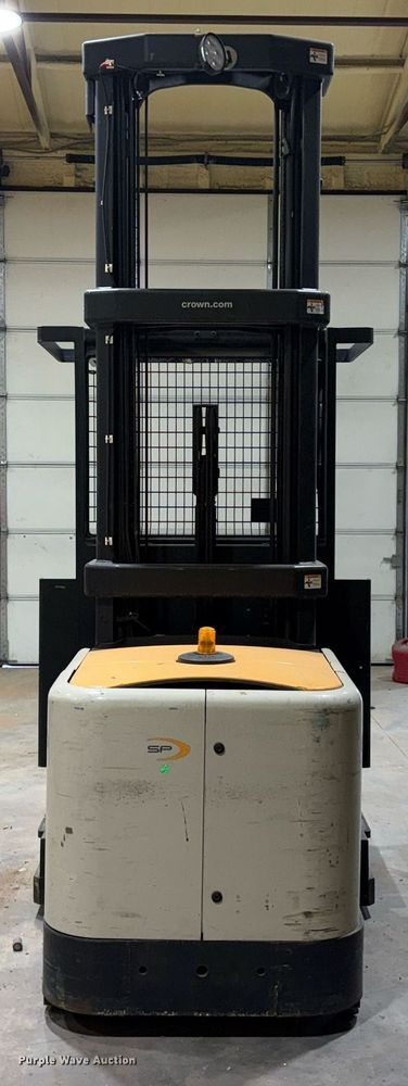 image for item EM2649 Crown SP4050-30 order picker