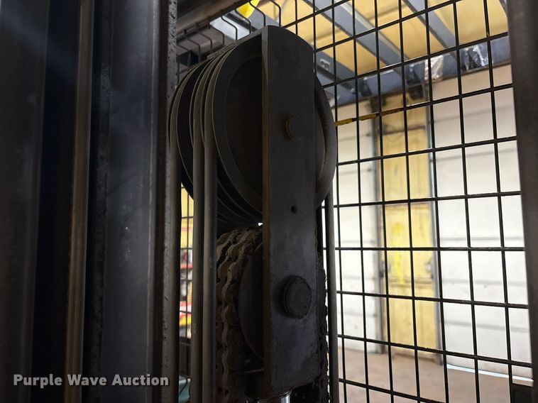 image for item EM2649 Crown SP4050-30 order picker