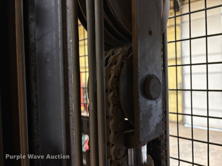 image for item EM2649 Crown SP4050-30 order picker