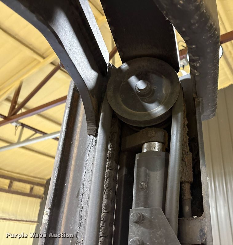 image for item EM2649 Crown SP4050-30 order picker